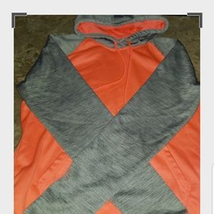 💝NWOT Lightweight Hoodie